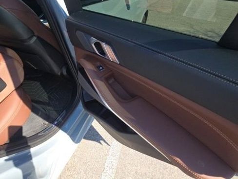 Used 2024 BMW X5 xDrive40i w/ M Sport Package image 27