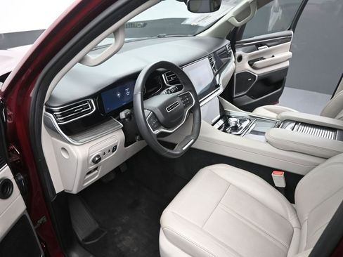 Used 2022 Jeep Wagoneer Series II image 9