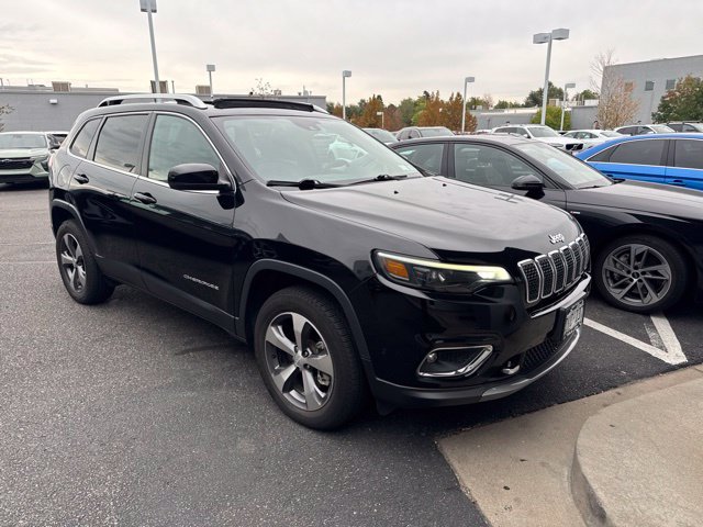 Used 2021 Jeep Cherokee Limited w/ Elite Package AWD/4WD image 2