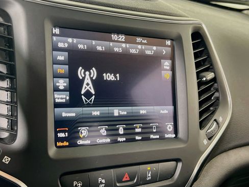 Used 2023 Jeep Cherokee Altitude Lux AWD/4WD image 15