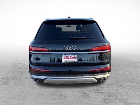 Used 2025 Audi Q7 2.0T Premium w/ Convenience Package image 5