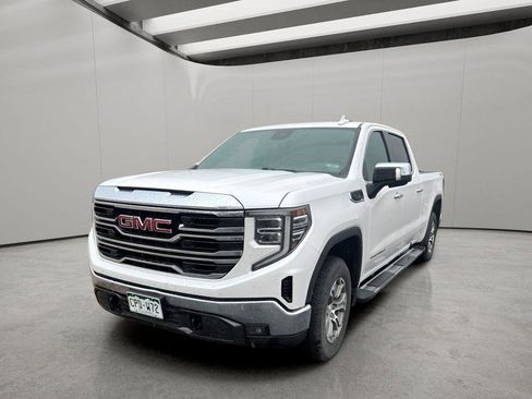 Used 2022 GMC Sierra 1500 SLT w/ SLT Convenience Package AWD/4WD image 1