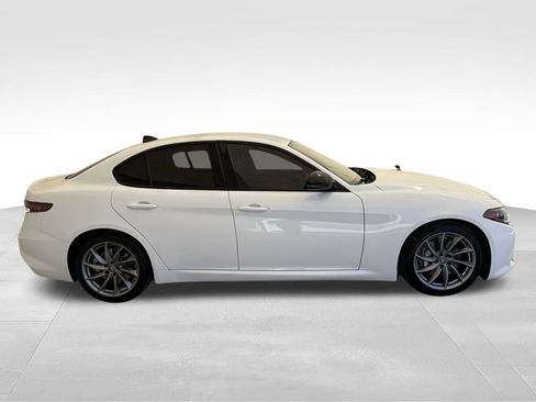 New 2025 Alfa Romeo Giulia RWD image 3