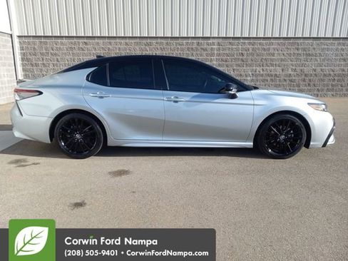 Used 2023 Toyota Camry XSE image 2