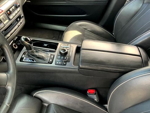 Used 2015 Hyundai Genesis 3.8 w/ Option Group 04 image 13