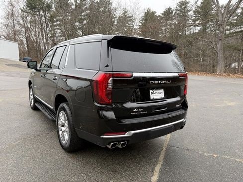 Used 2025 GMC Yukon Denali image 3