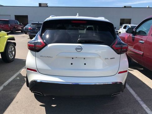 Used 2024 Nissan Murano SL image 12