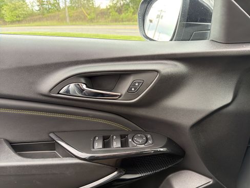 Used 2024 Chevrolet Trax ACTIV w/ Sunroof Package FWD image 14