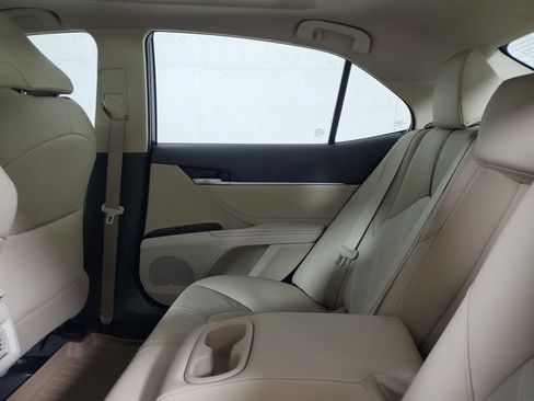 Used 2018 Toyota Camry XLE w/ Driver Assist Package FWD image 7