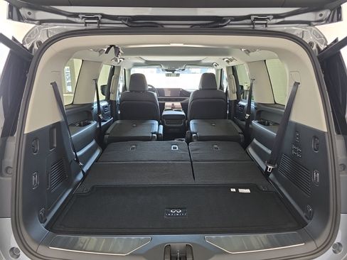 New 2026 INFINITI QX80 Luxe w/ Cargo Package AWD/4WD image 19