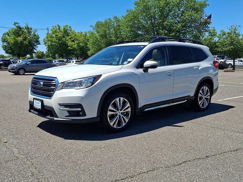 Used 2022 Subaru Ascent Limited w/ Technology Package AWD/4WD image 6