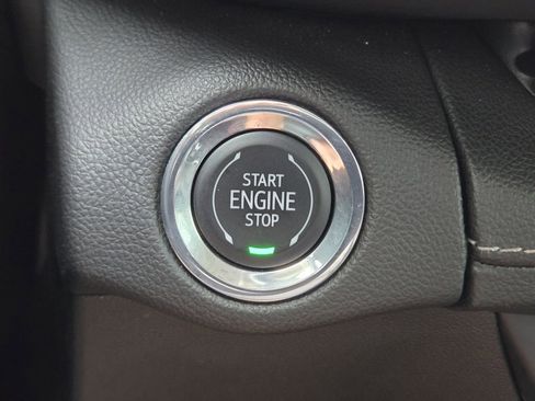 Used 2022 Buick Envision Essence w/ Technology Package I image 26