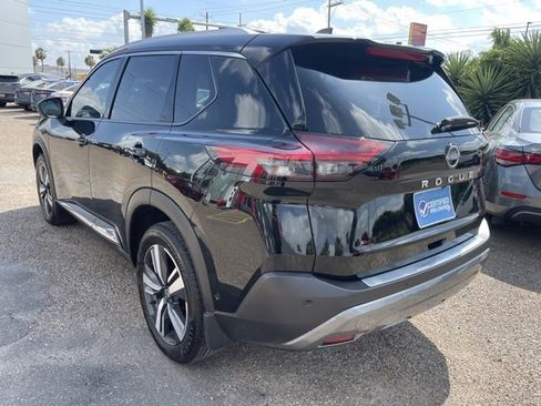 Used 2023 Nissan Rogue SL w/ SL Premium Package image 4