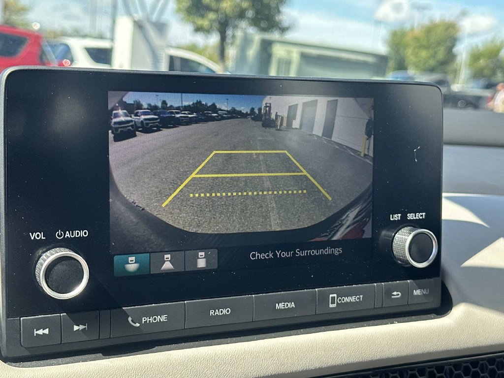 Used 2023 Honda HR-V LX image 19