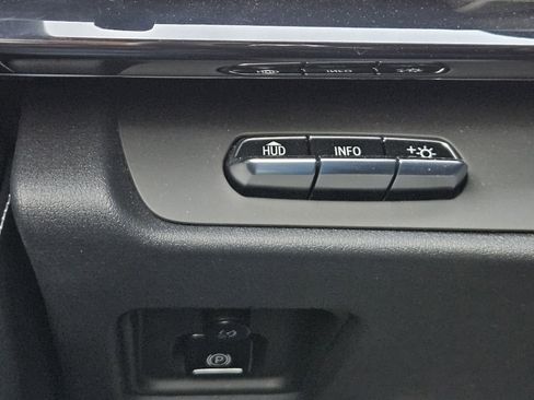 Used 2024 Chevrolet Corvette Stingray Preferred Cpe w/ Stealth Interior Trim Package image 27