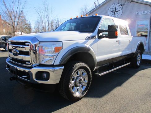 Used 2016 Ford F250 Lariat w/ Lariat Ultimate Package image 2