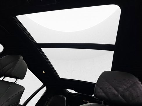 Used 2024 BMW X7 xDrive40i w/ M Sport Package image 33