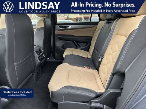 Certified 2024 Volkswagen Atlas Cross Sport SE AWD/4WD image 14