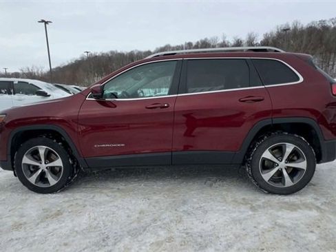 Used 2019 Jeep Cherokee Limited image 5