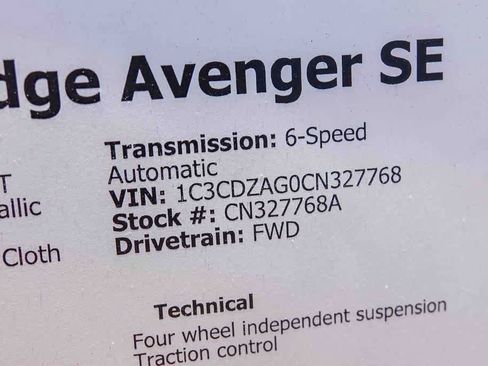 Used 2012 Dodge Avenger SE FWD image 29