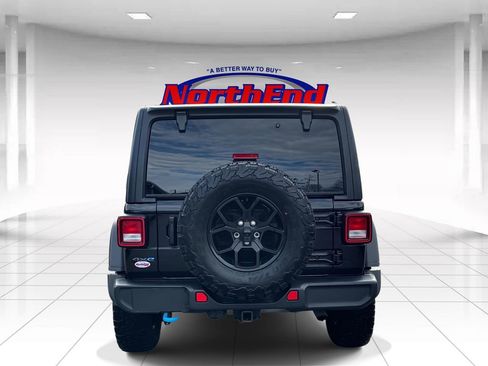 Used 2024 Jeep Wrangler Unlimited image 6