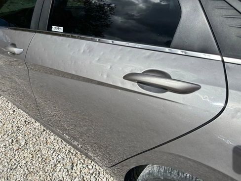 Used 2023 Hyundai Elantra Limited image 24