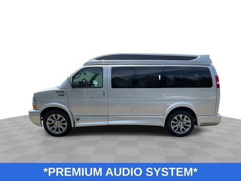 Used 2025 GMC Savana 2500 w/ Driver Convenience Package RWD image 6