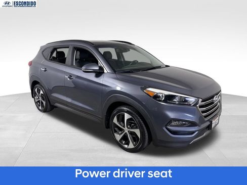 Used 2016 Hyundai Tucson Limited w/ Option Group 03 FWD image 7