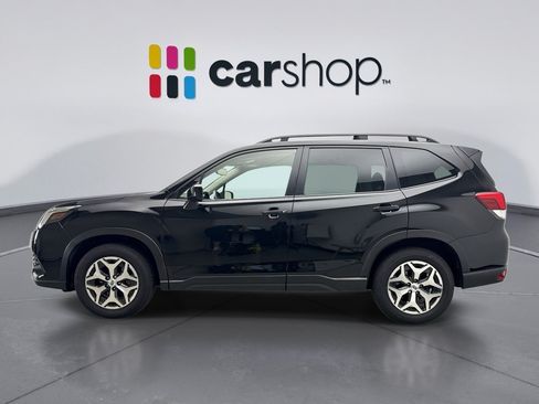 Used 2023 Subaru Forester Premium AWD/4WD image 2