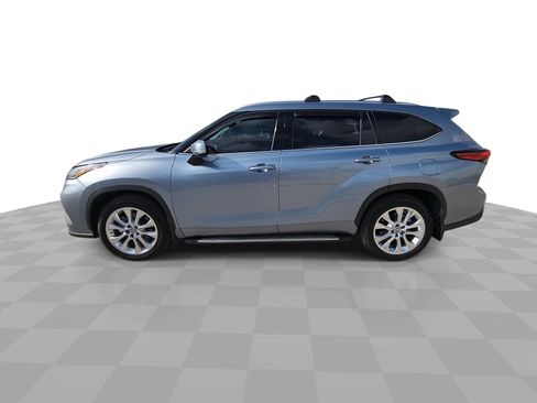 Used 2021 Toyota Highlander Limited FWD image 5
