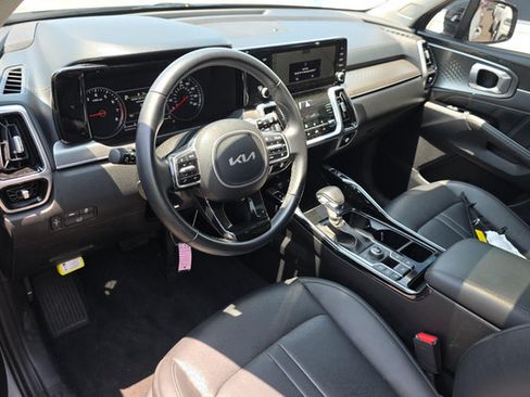 Used 2022 Kia Sorento SX AWD/4WD image 6