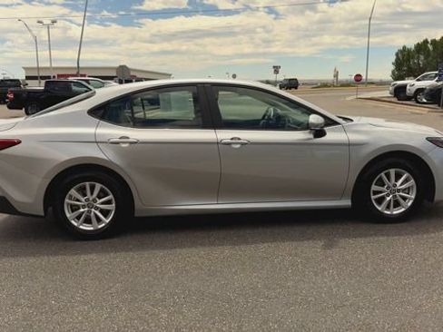 Used 2026 Toyota Camry LE FWD image 9