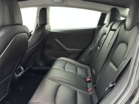 Used 2019 Tesla Model 3 Performance image 28