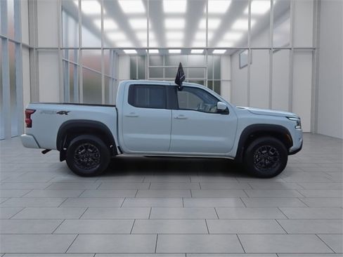 Certified 2024 Nissan Frontier PRO-4X w/ Pro Premium Package image 9