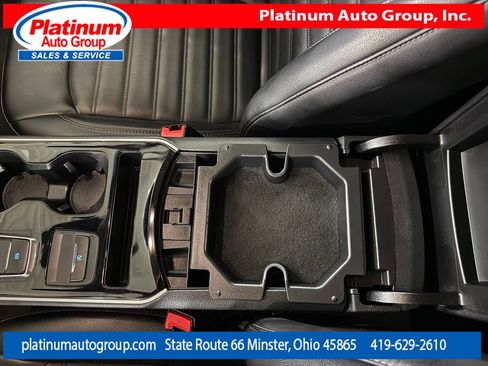 Used 2020 Ford Edge SEL FWD image 25