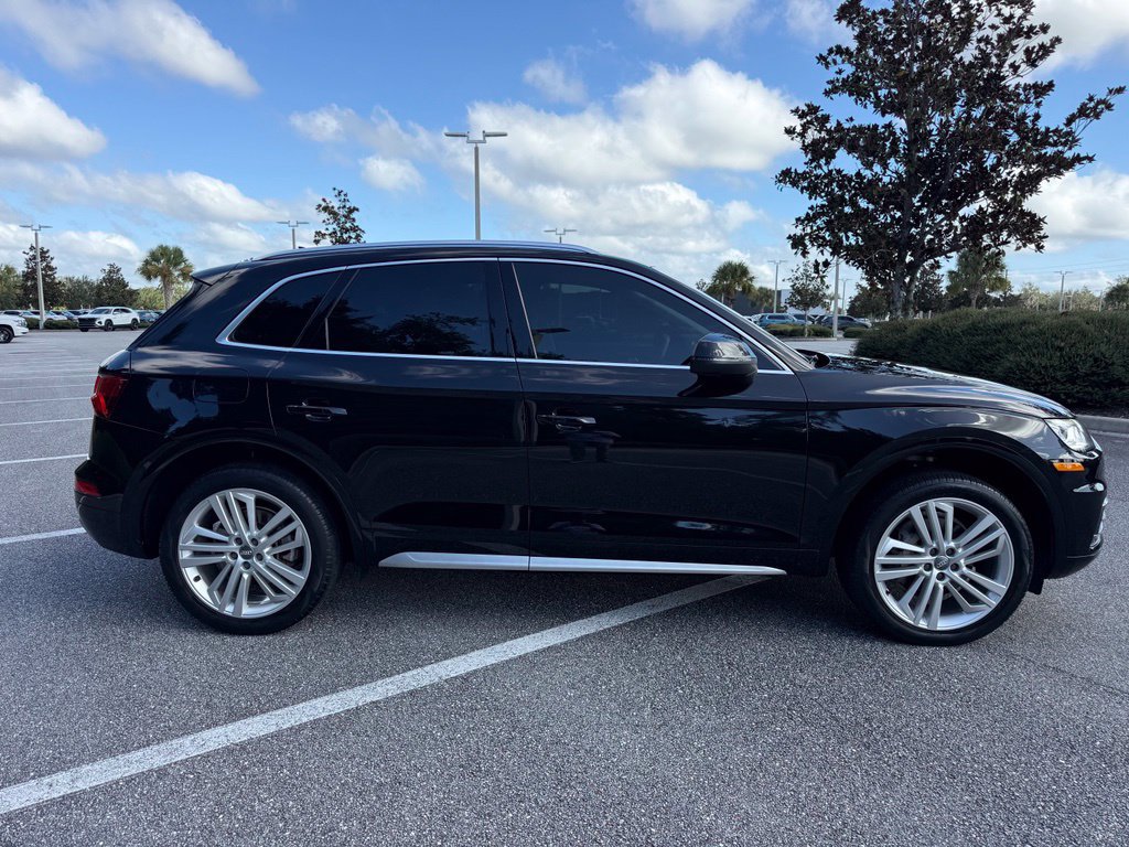 Used 2018 Audi Q5 2.0T Premium Plus w/ Premium Plus Package AWD/4WD image 6