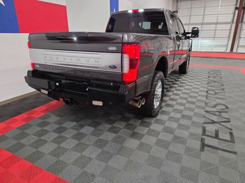 Used 2017 Ford F250 Platinum image 26