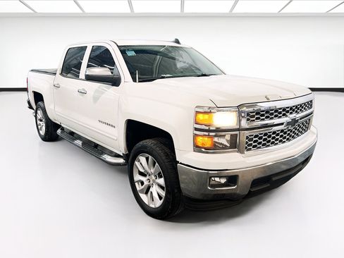 Used 2015 Chevrolet Silverado 1500 LT w/ LT Convenience Package image 3