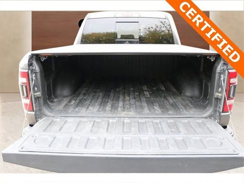 Used 2022 RAM 1500 Limited w/ Night Edition image 10