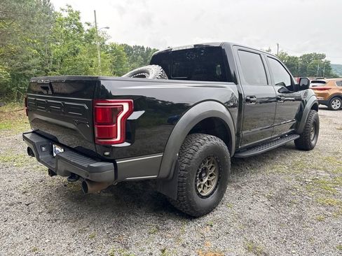 Used 2018 Ford F150 Raptor w/ Equipment Group 802A Luxury AWD/4WD image 9