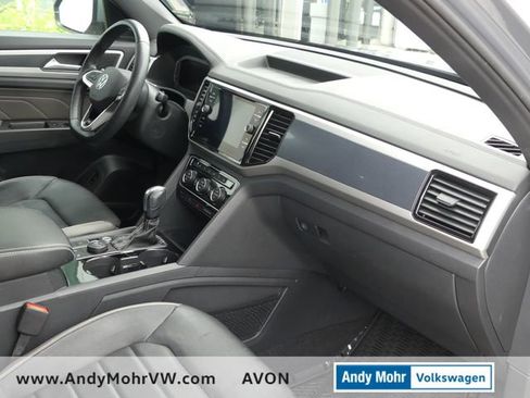 Certified 2023 Volkswagen Atlas Cross Sport SEL Premium R-Line AWD/4WD image 28