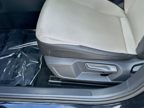 Used 2019 Volkswagen Jetta R-Line image 18