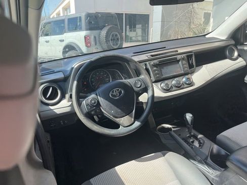 Used 2015 Toyota RAV4 LE image 13