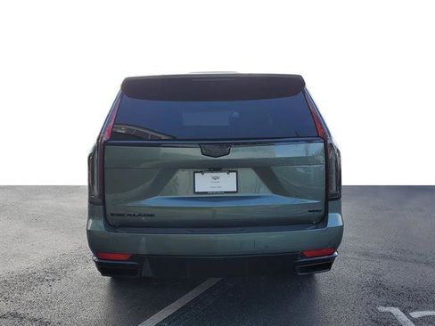Certified 2023 Cadillac Escalade ESV Sport Platinum RWD image 4