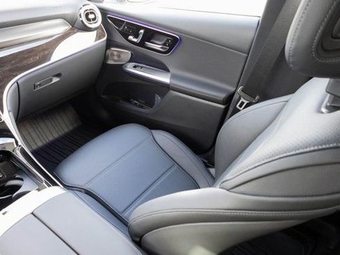 New 2026 Mercedes-Benz GLC 300 GLC 300 image 26