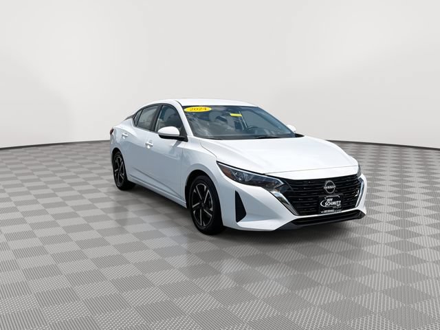 Used 2024 Nissan Sentra SV FWD image 3