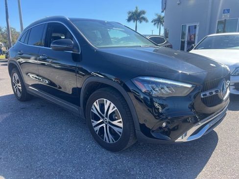 Used 2025 Mercedes-Benz GLA 250 4MATIC image 1
