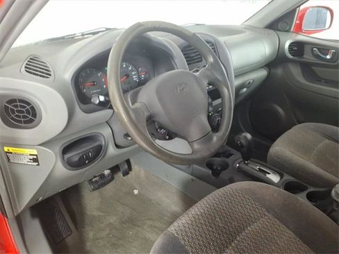 Used 2004 Hyundai Santa Fe 2WD image 8