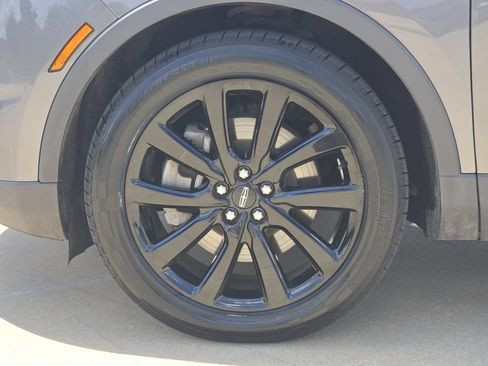 Used 2022 Lincoln Nautilus Reserve w/ Monochromatic Package FWD image 13