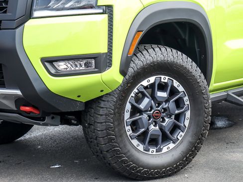 Used 2026 Nissan Frontier PRO-4X w/ Tow Package AWD/4WD image 3